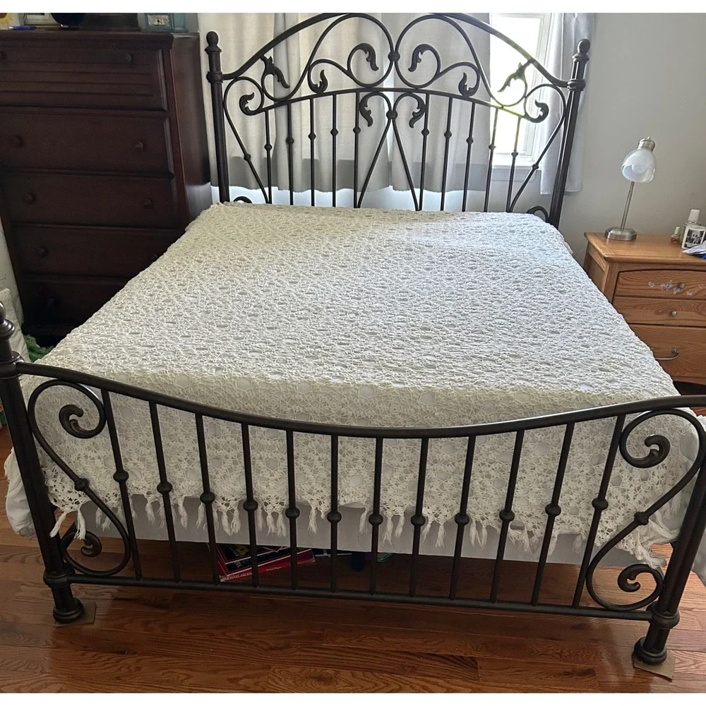 Vintage Handmade Crochet Bed/ Couch Cover Cream Lace Tassel Fringe